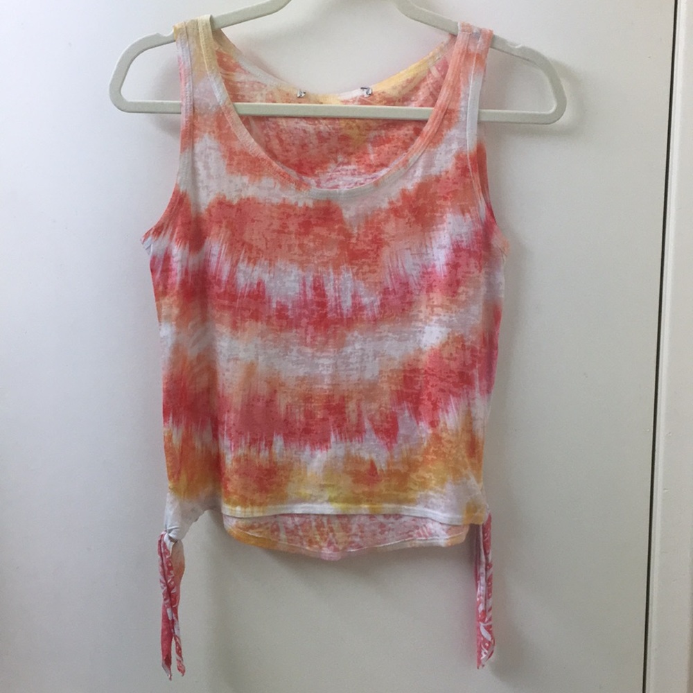 Colorful printed tank